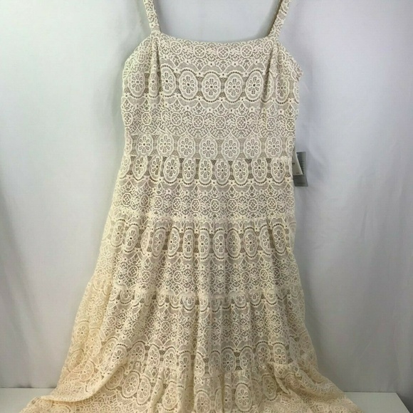 Eliza J Dresses & Skirts - Women's Eliza J Tiered Lace Maxi Dress Sz 18